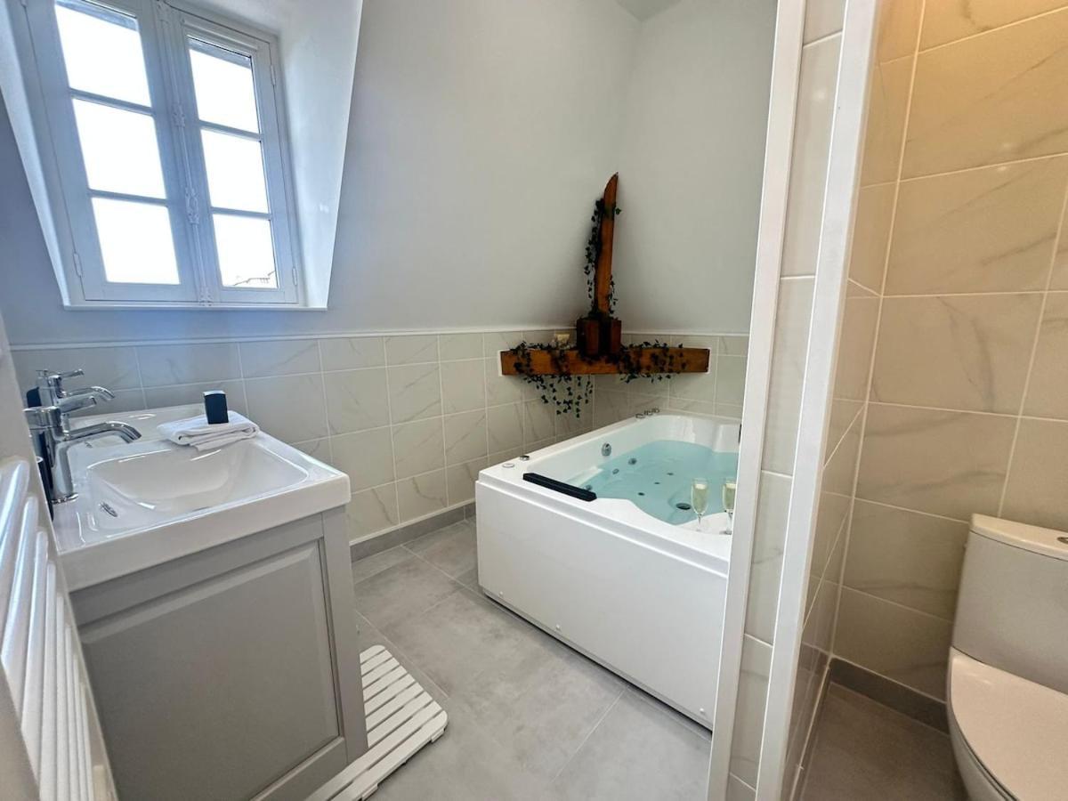 S Bayleved'Air Duplex Vue Chateau, Balneo Et Sauna Sedan Ngoại thất bức ảnh